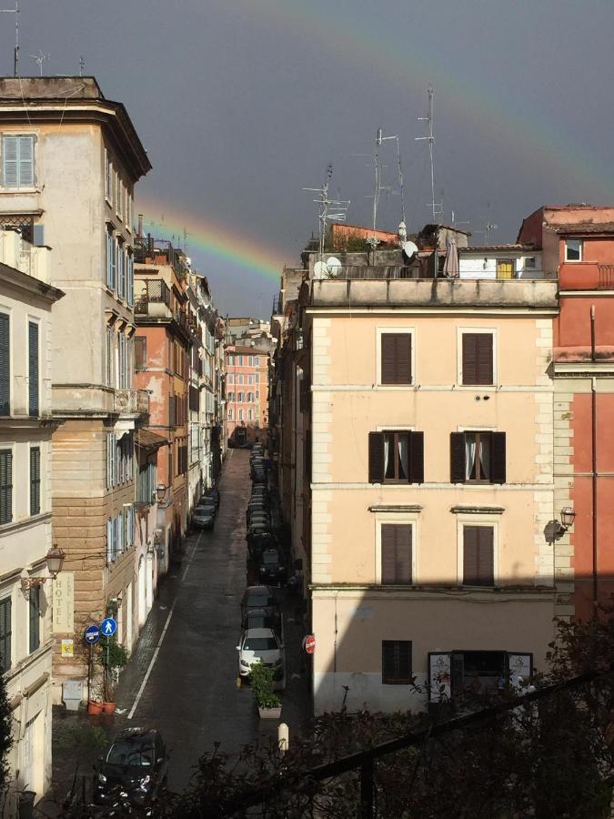 Center House Colosseo Rome Bagian luar foto